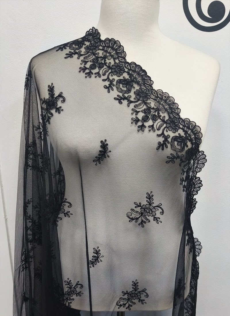 Mantilla Premium Bordada Maquina 0011