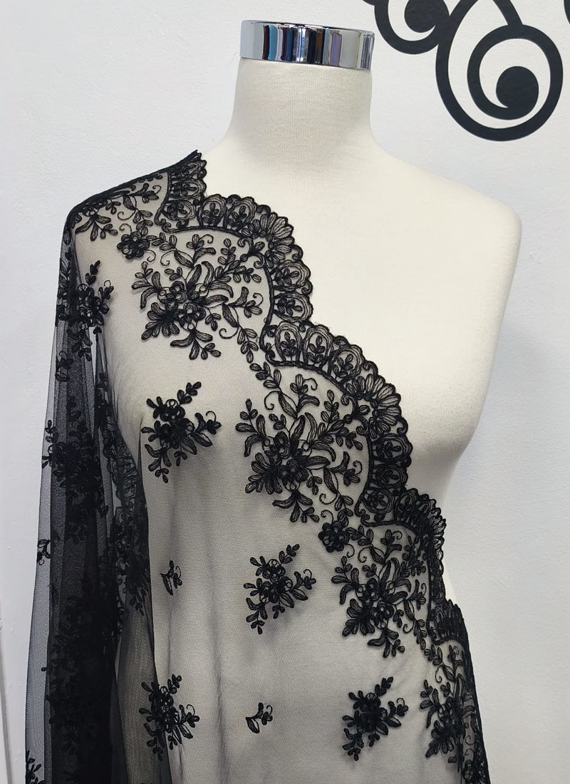 Mantilla Premium Bordada Maquina 0010