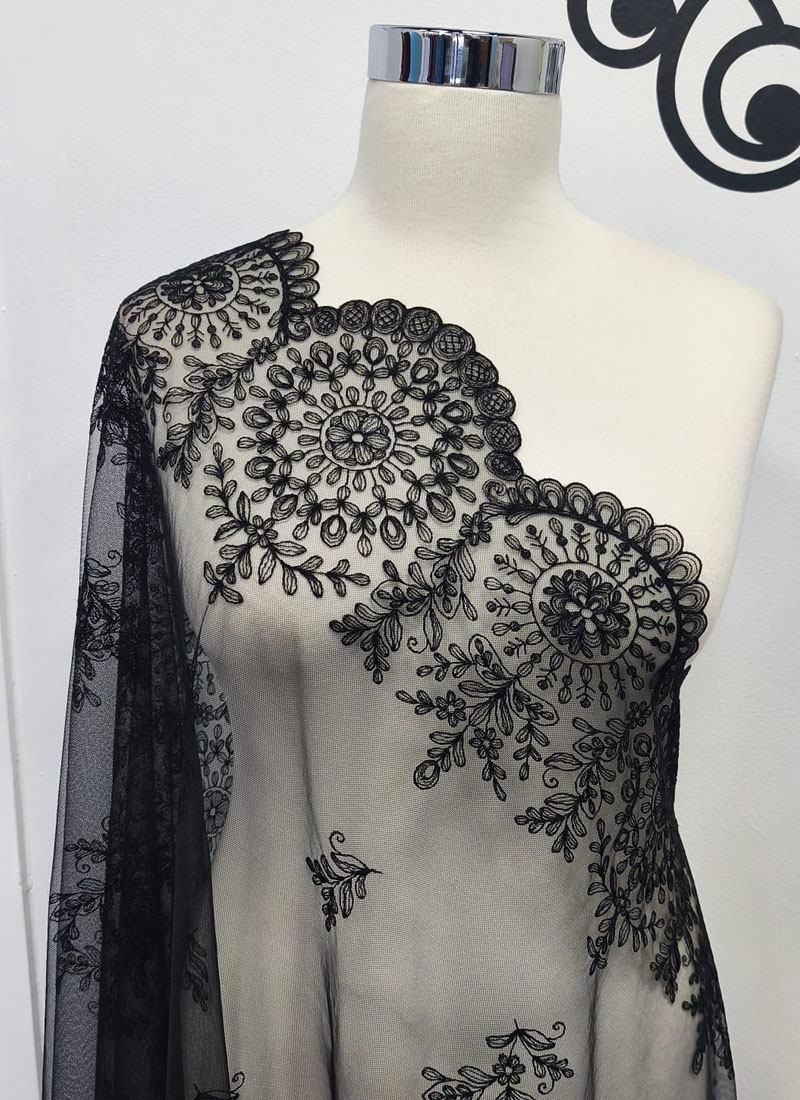 Mantilla Premium Bordada Maquina 0012