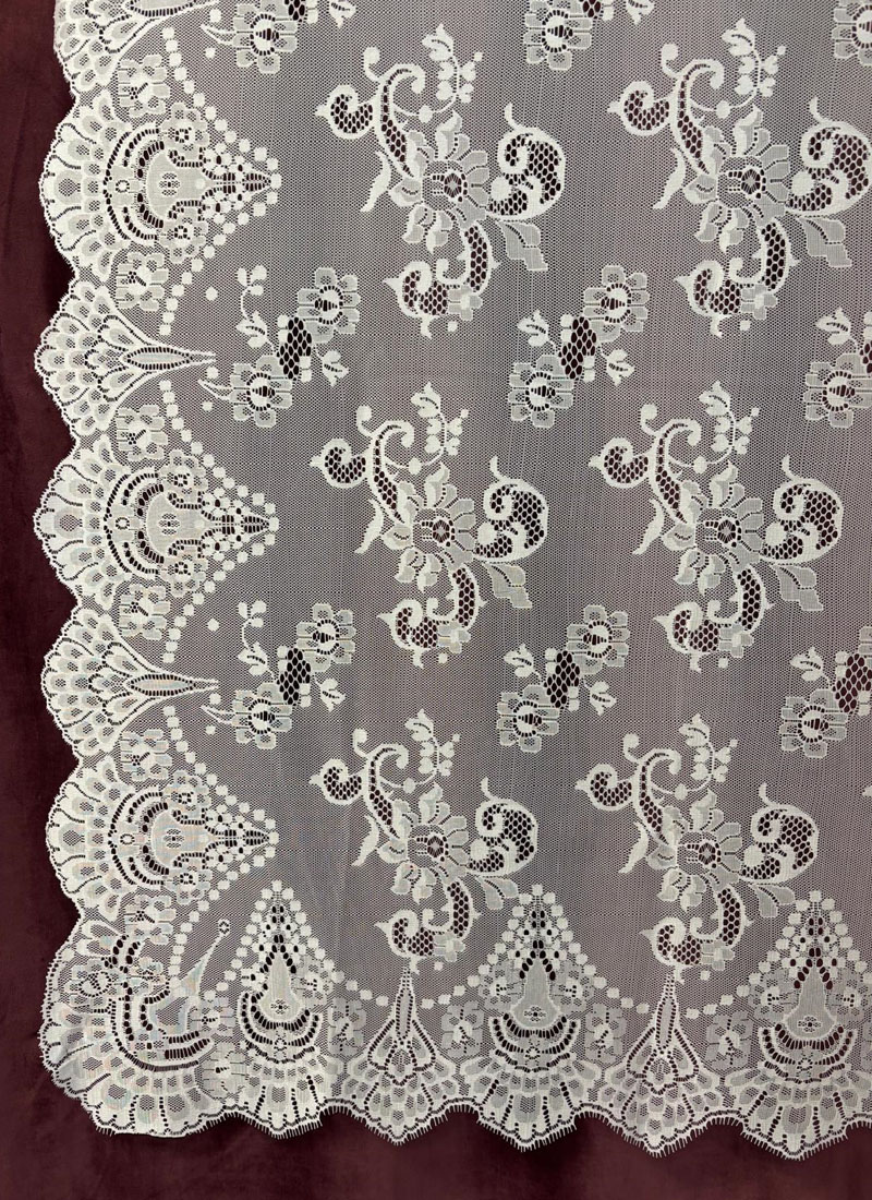 Mantilla Bordada Maquina 004 Grande beige