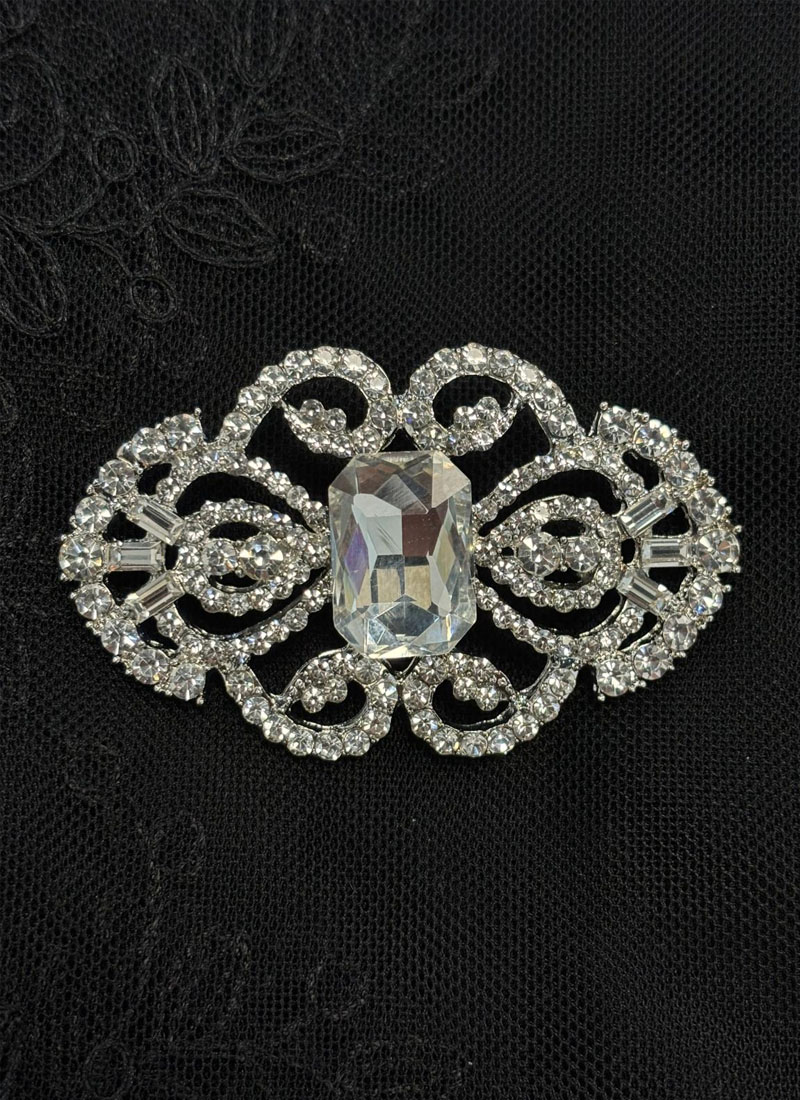 Broche Plateado 790