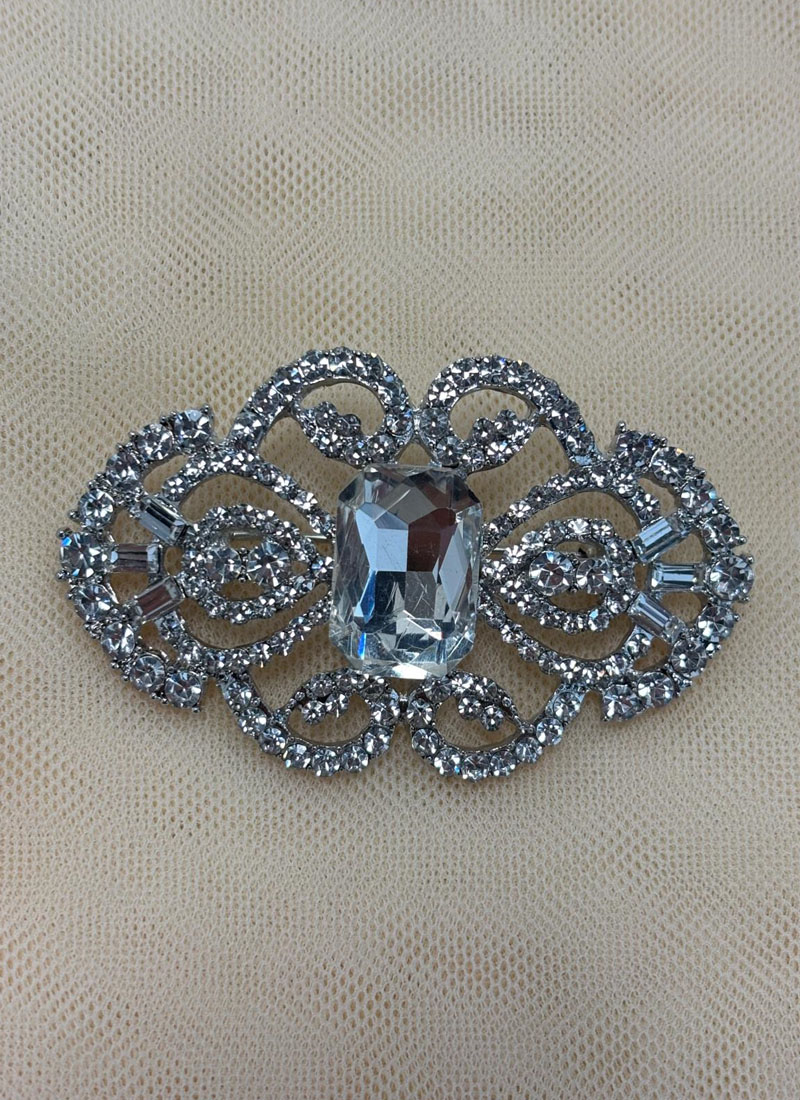 Broche Plateado 790