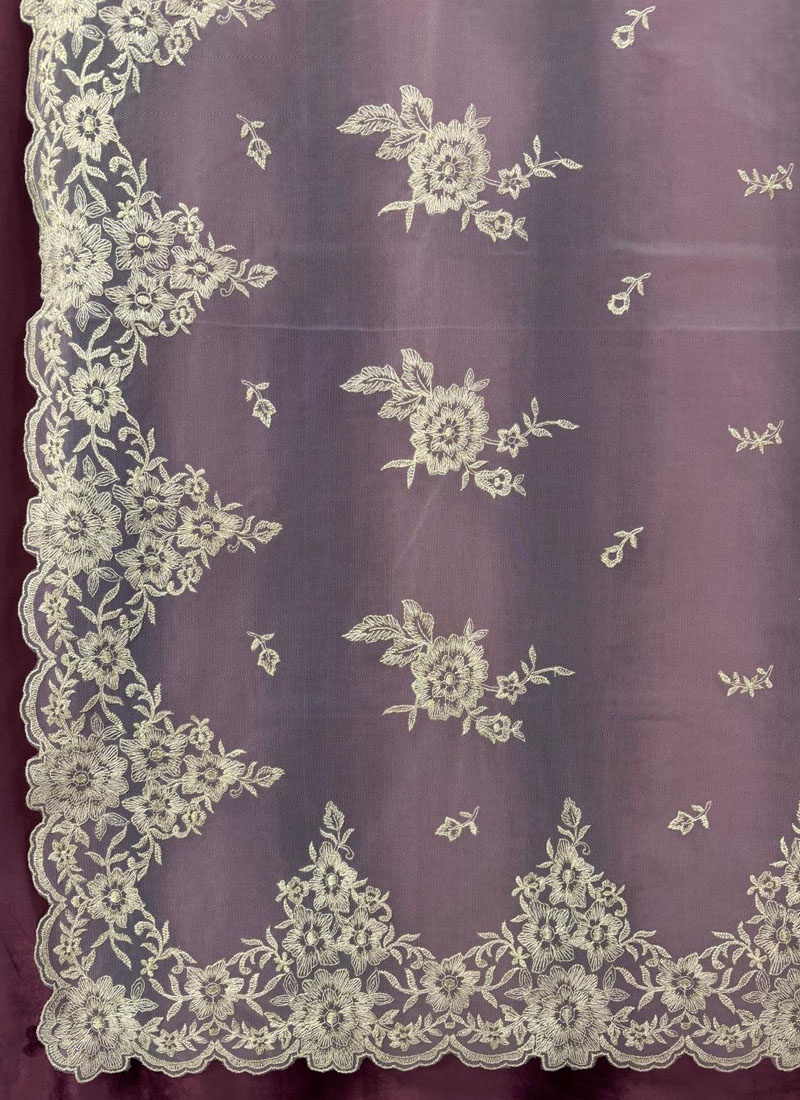 Mantilla Premium Bordada Maquina 0082 Dorada